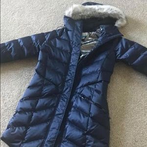 Brand New w tags!  Columbia down Parka with Omni Heat lining. XS Navy Blue